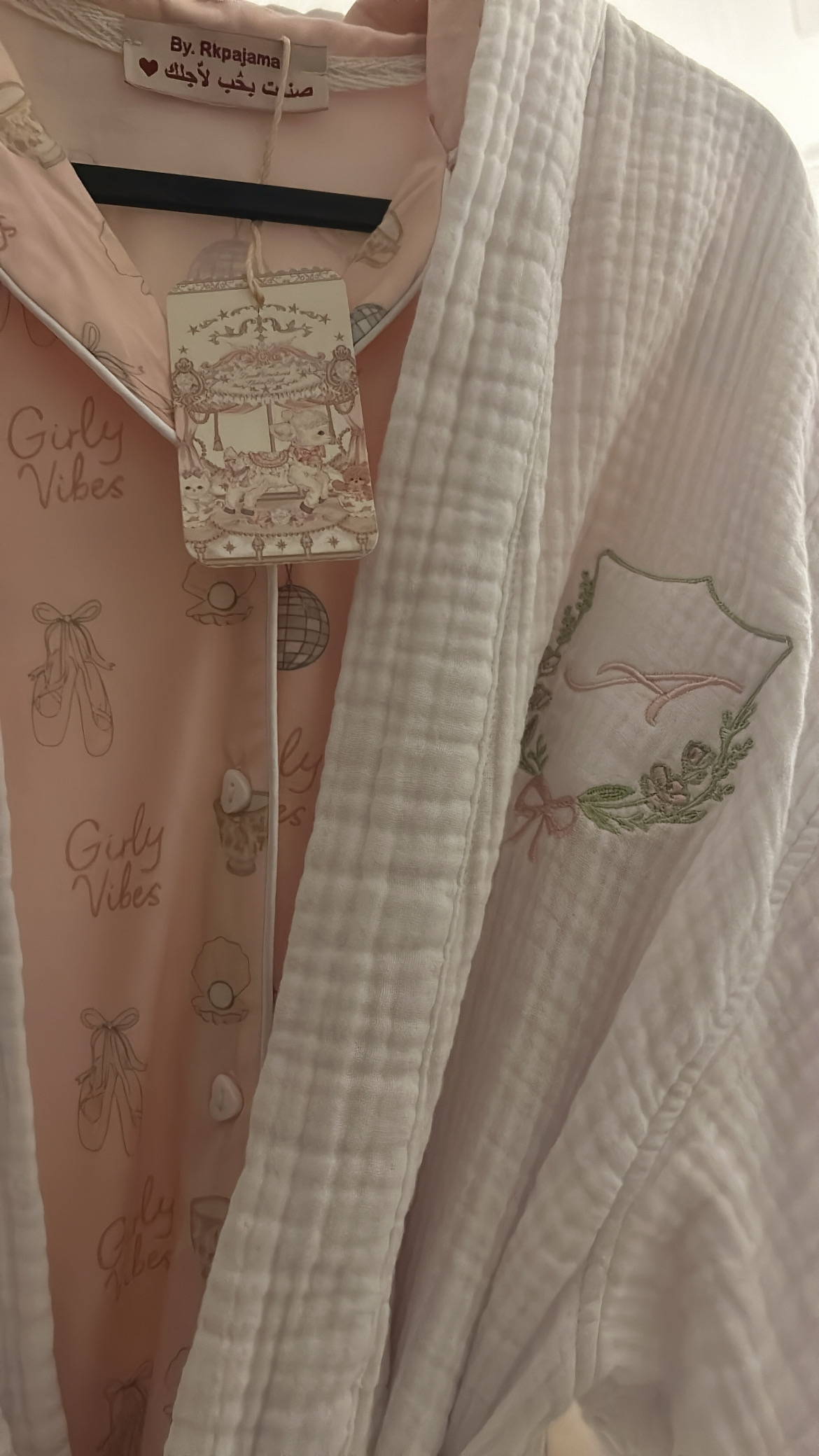 صورة مصغرة رقم 4 للمنتج ار كي فلورز روب