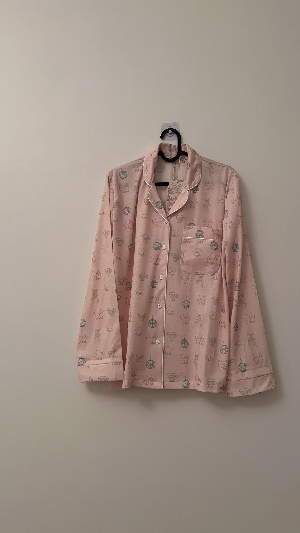 صورة مصغرة رقم 2 للمنتج قيرلي فايبز بجامه (طلب مسبق)