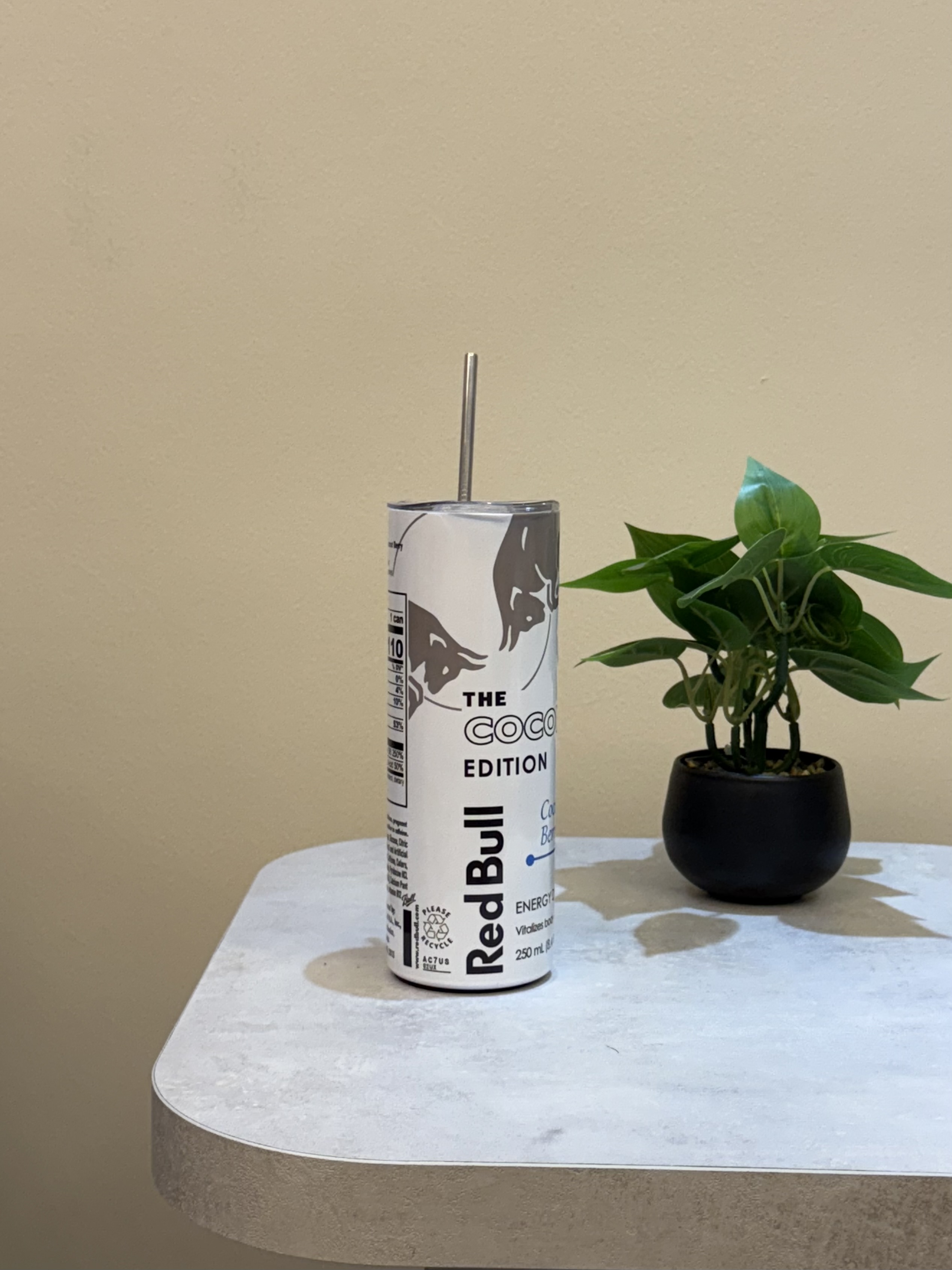 صورة مصغرة رقم 1 للمنتج ريدبول كوكنت 02