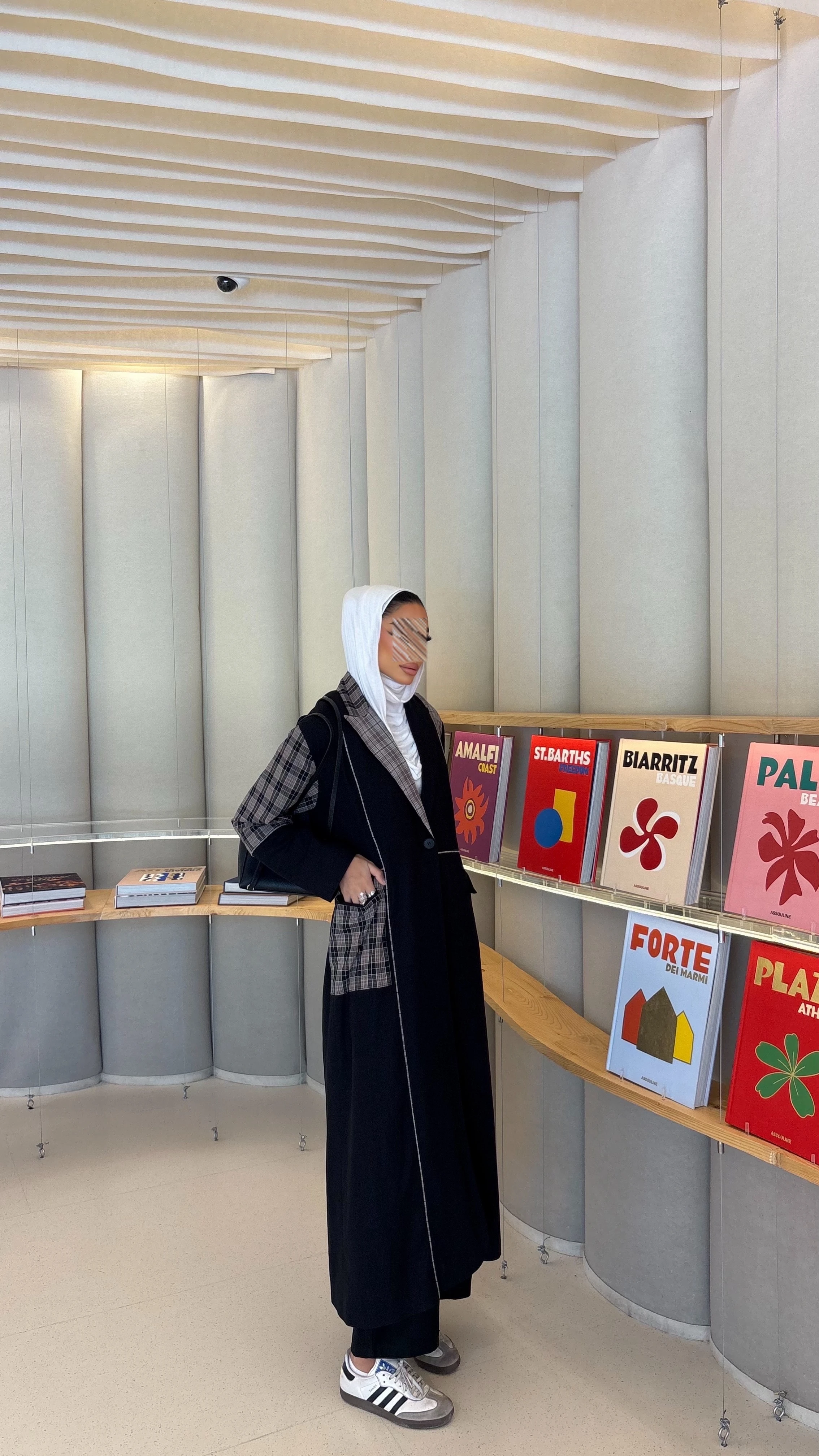 صورة مصغرة رقم 7 للمنتج بليزر اسود لنن