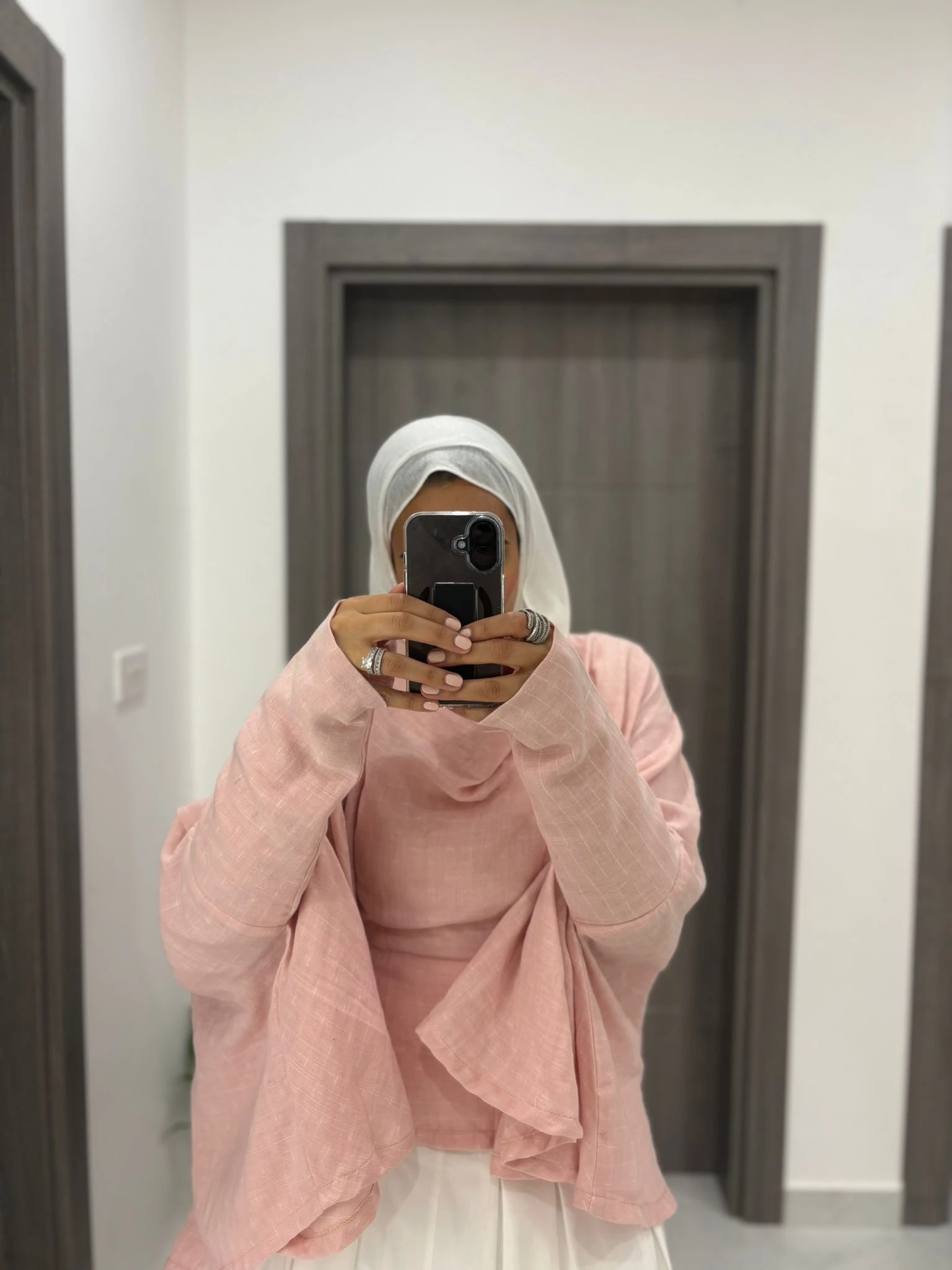 قميص لنن وردي