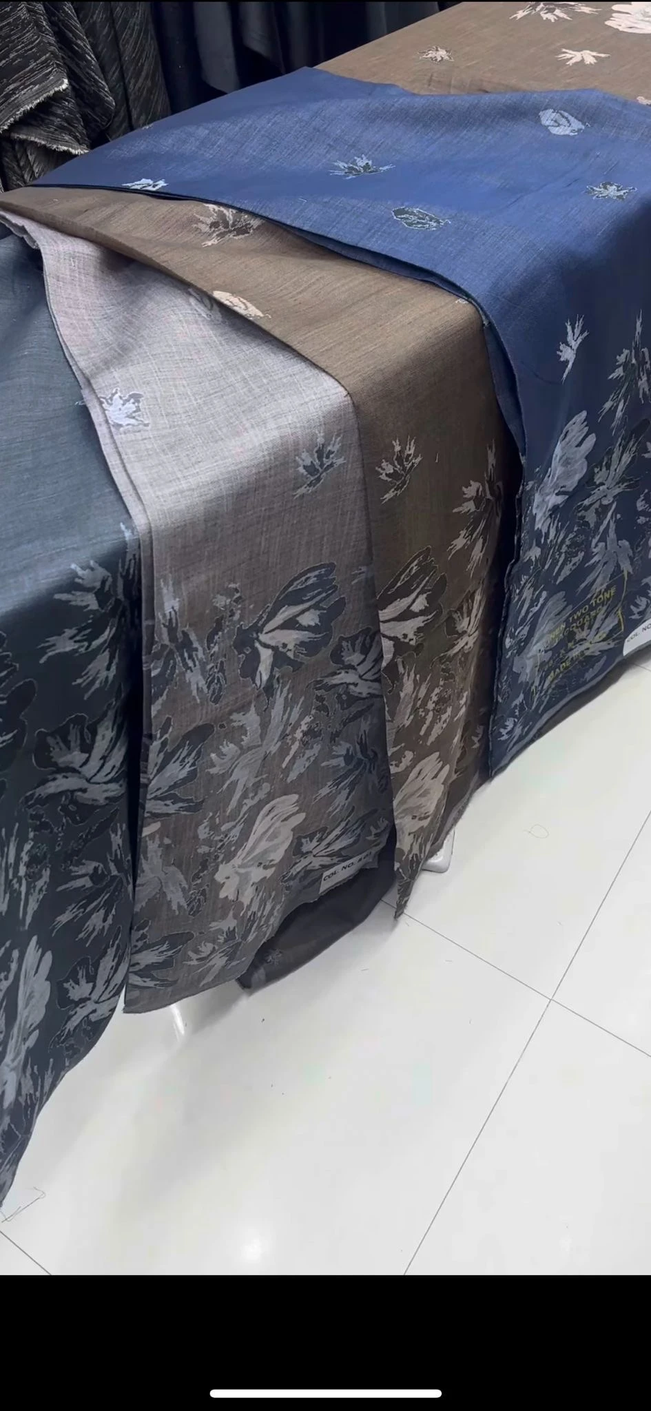 دليل الألوان